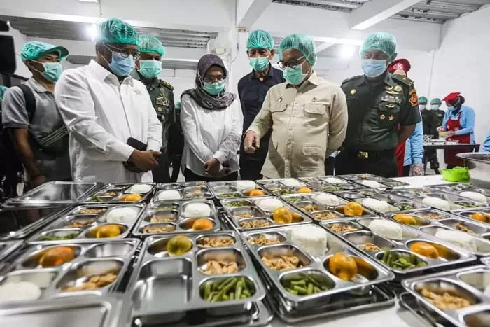 Rencana Pengangkatan 32 Ribu Pegawai BGN Jadi PPPK Dinilai Tidak Adil bagi Guru Honorer