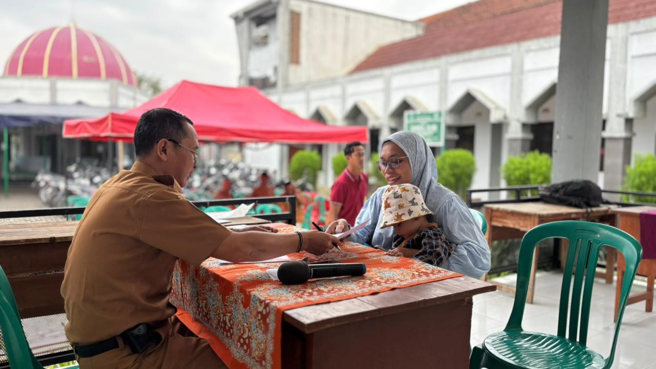 Galeri Foto Pelayanan Publik Bojongsoang "Mamprang Berlaga" di Desa Buahbatu