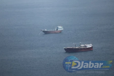 Hormuz Strait Crisis: Oil Prices Surge to $81, Who are the Winners and Losers in Asia?